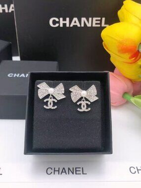 🍥🍥Chanel-Style Bow, Pearl, and Double-C Earrings🍡🍡